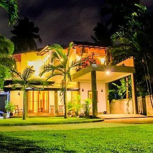 Couette-café Dominikku, Negombo